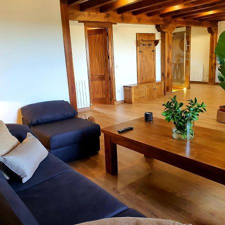 Natvi Lägenhet Pedraza Exteriör bild